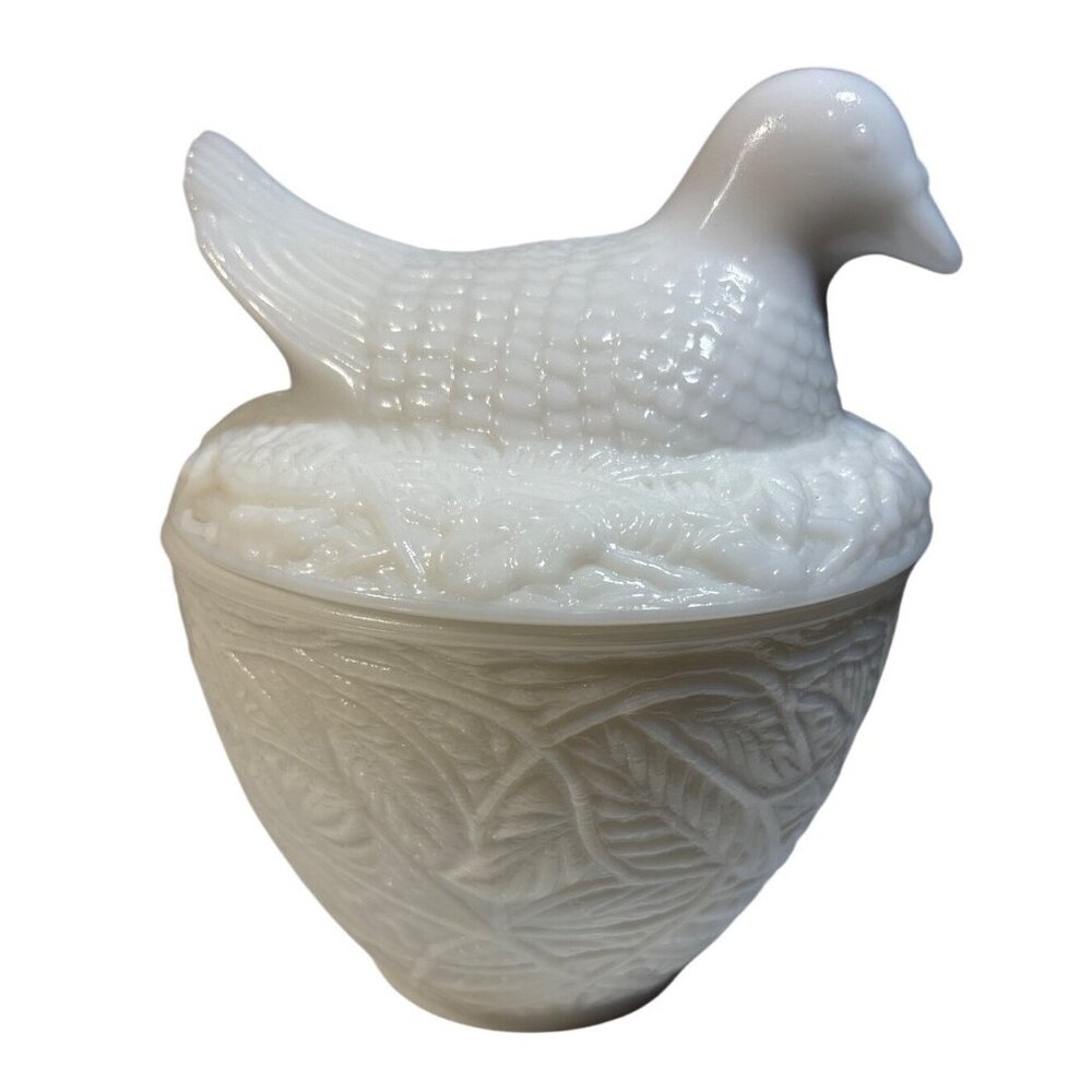 Avon Dove Covered Dish Trinket Bird on Nest Vintage White Milk Glass 1970's 5"